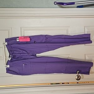 Koi lite Scrubs size L shirt/ L petite pants *NWT